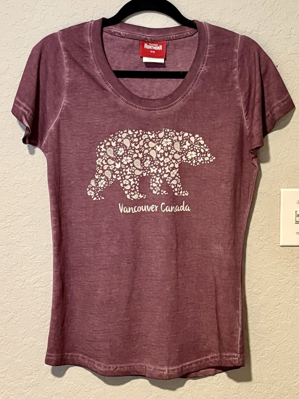Northern Women's Slim Fit T-Shirt Purple Bear Graphic Vancouver Canada Size M